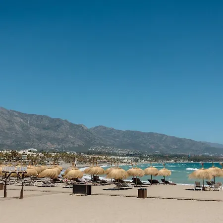 Stunning Penthouse With Sea Views And Private Parking In Puerto Banus Marbella