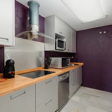 Stunning Penthouse With Sea Views And Private Parking In Puerto Banus Marbella