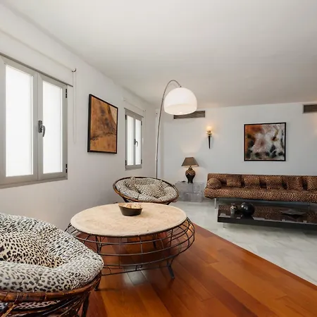 Stunning Penthouse With Sea Views And Private Parking In Puerto Banus Apartment Marbella