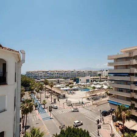 Apartment Stunning Penthouse With Sea Views And Private Parking In Puerto Banus *